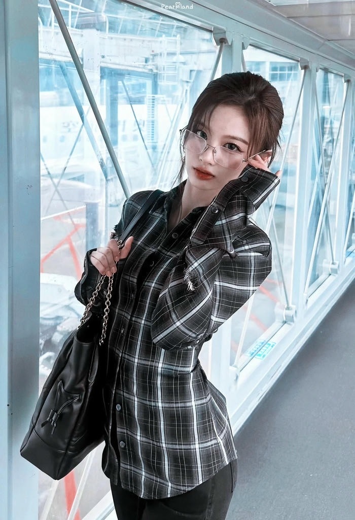 ảnh gái xinh công sở 38