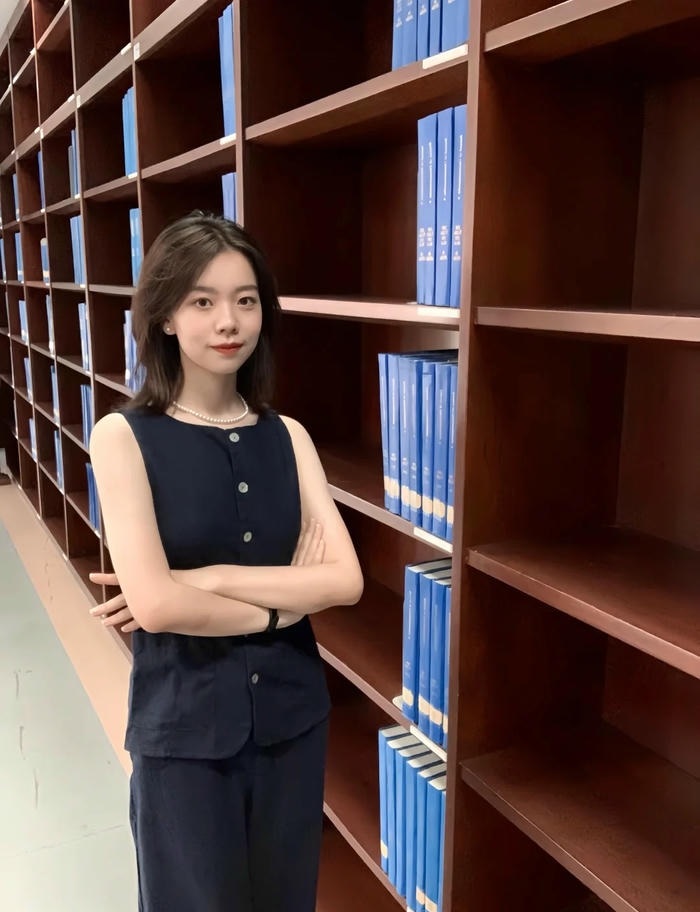 ảnh gái xinh công sở 7