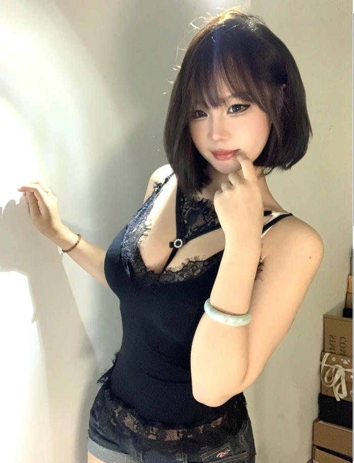 ảnh gái xinh tóc ngắn 13