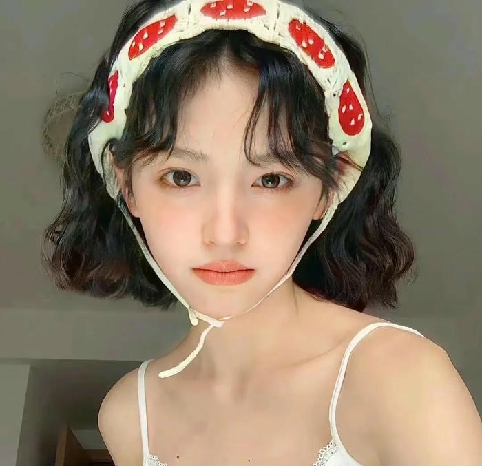 ảnh gái xinh tóc ngắn 31