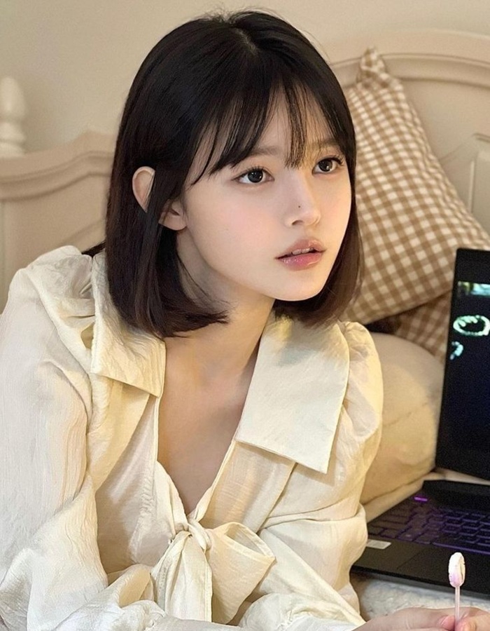 ảnh gái xinh tóc ngang vai 2k3 17