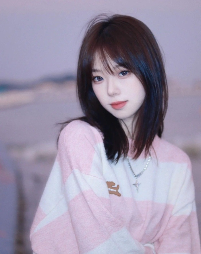 ảnh gái xinh tóc ngang vai 2k3 6