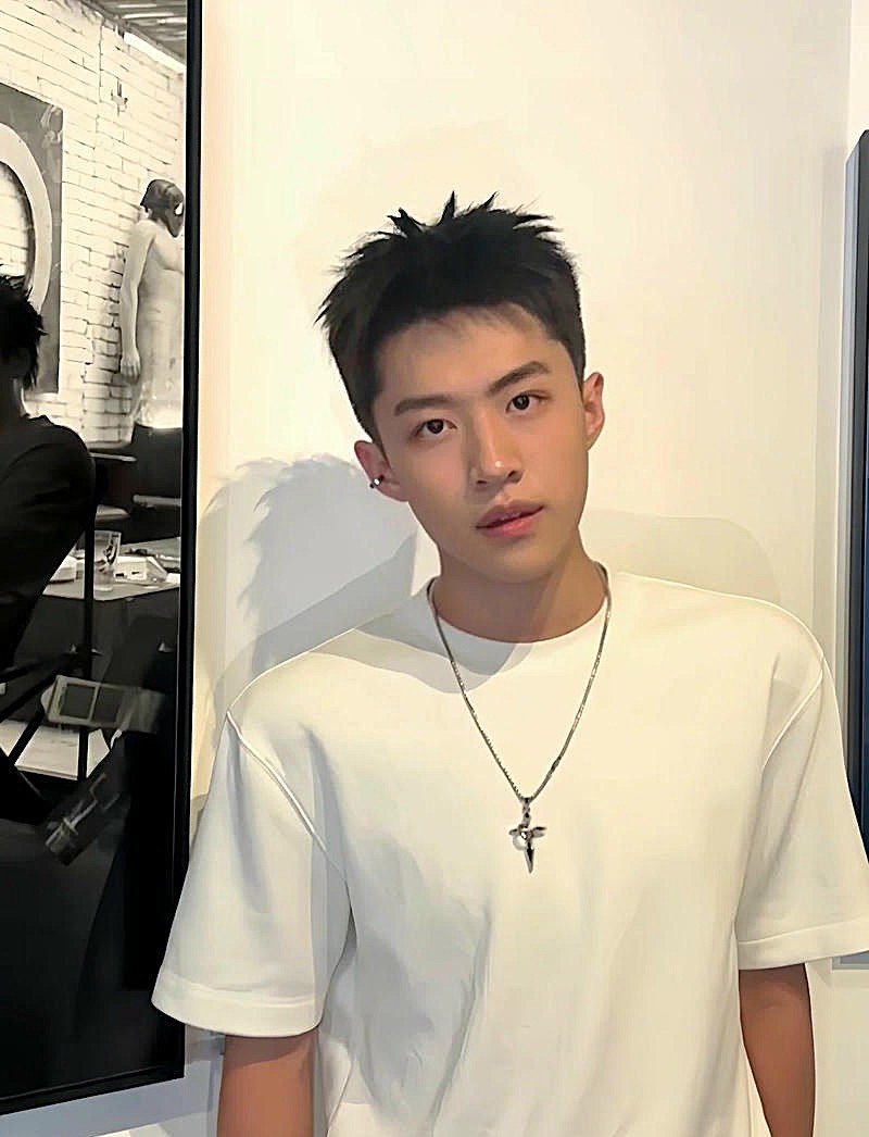 ảnh trai 2k4 cuốn hút