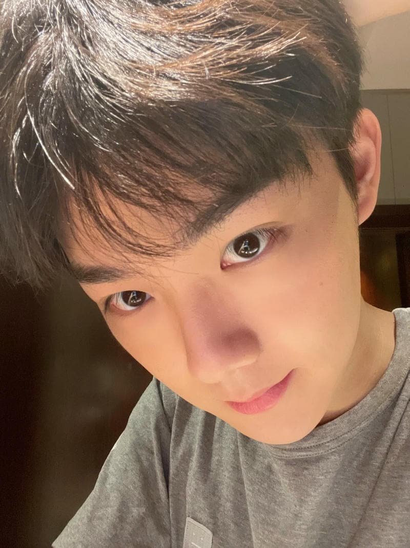 ảnh trai 2k4 trẻ trung