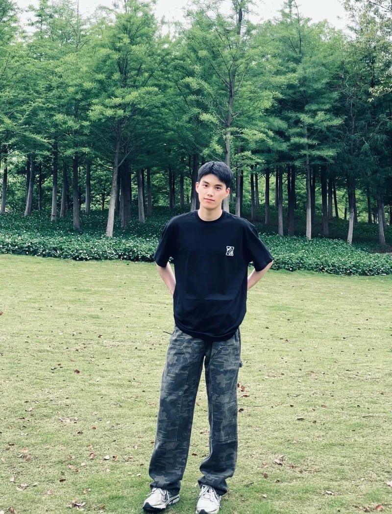 ảnh trai 2k5 học sinh