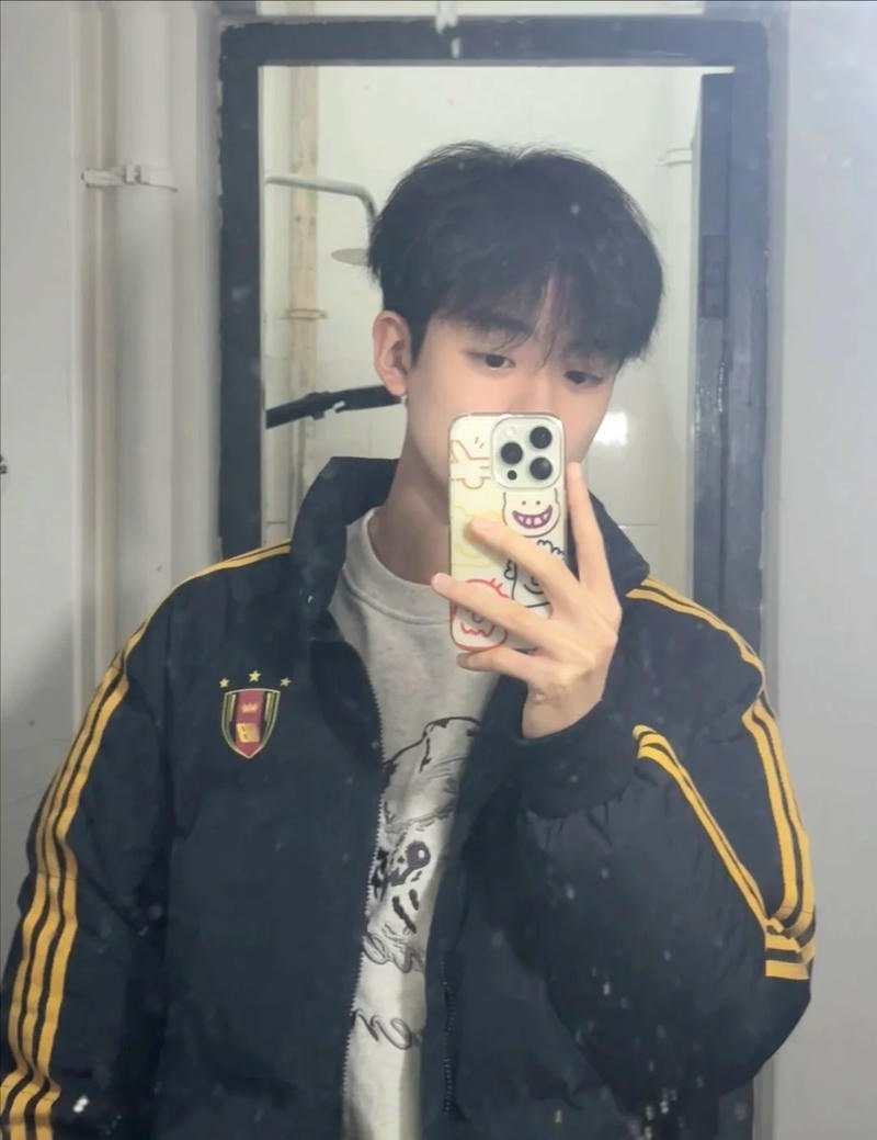 ảnh trai 2k6 dễ thương