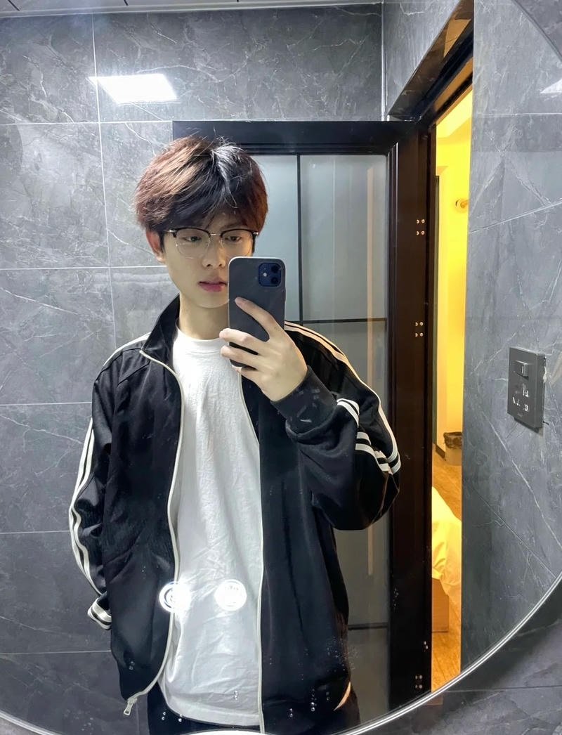 ảnh trai 2k6 thư sinh