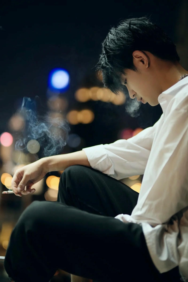 ảnh trai buồn đêm tối