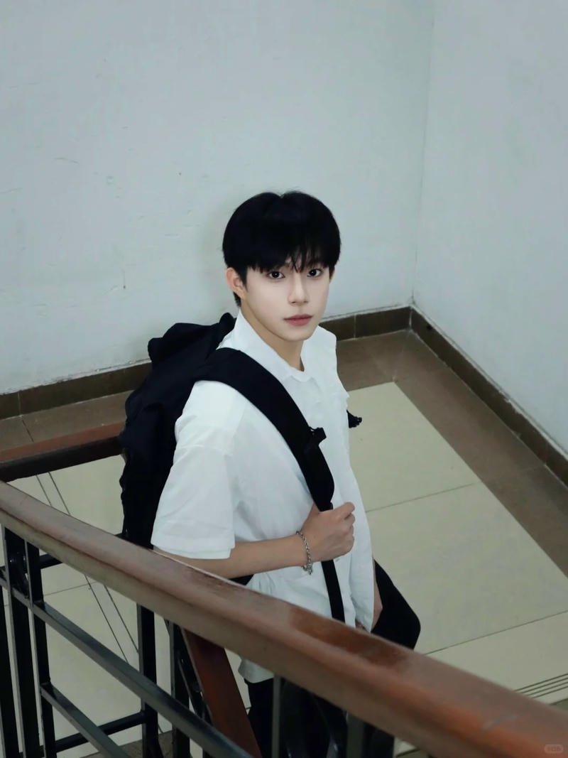 ảnh trai đẹp học sinh chất lượng cao