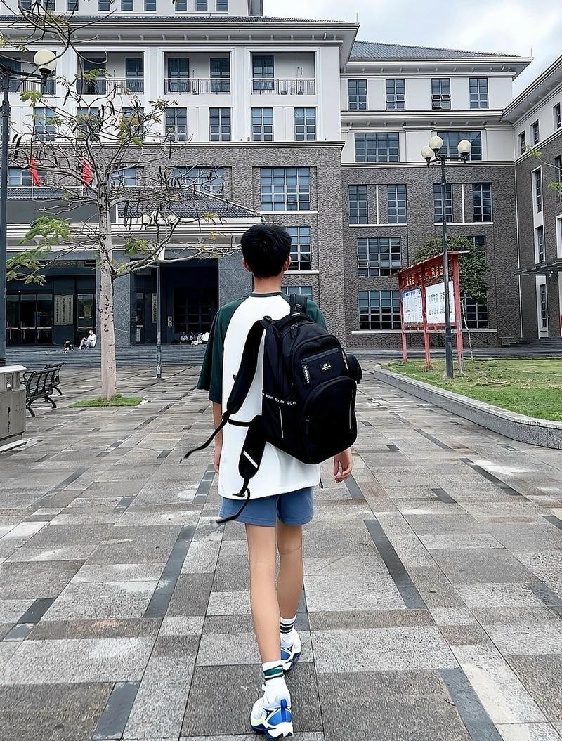 ảnh trai đẹp lớp 7 đời thường