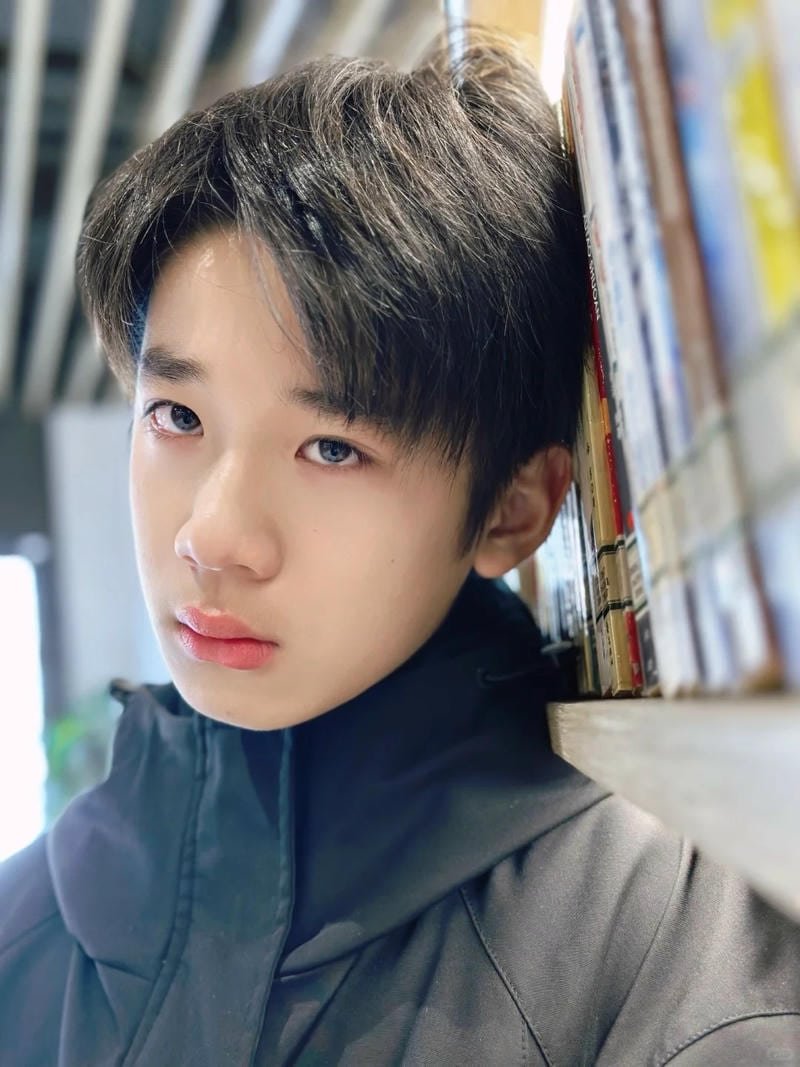 ảnh trai đẹp lớp 7 selfie