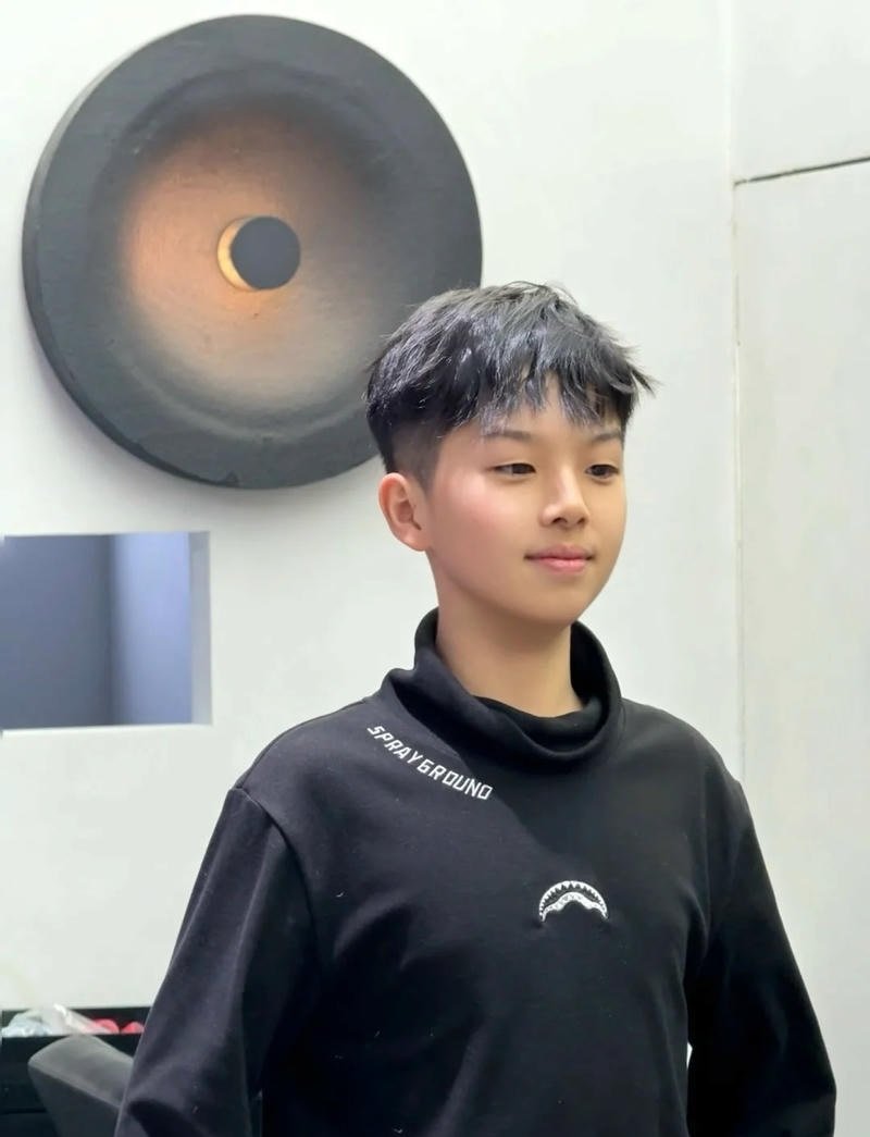 ảnh trai lớp 8 hồn nhiên