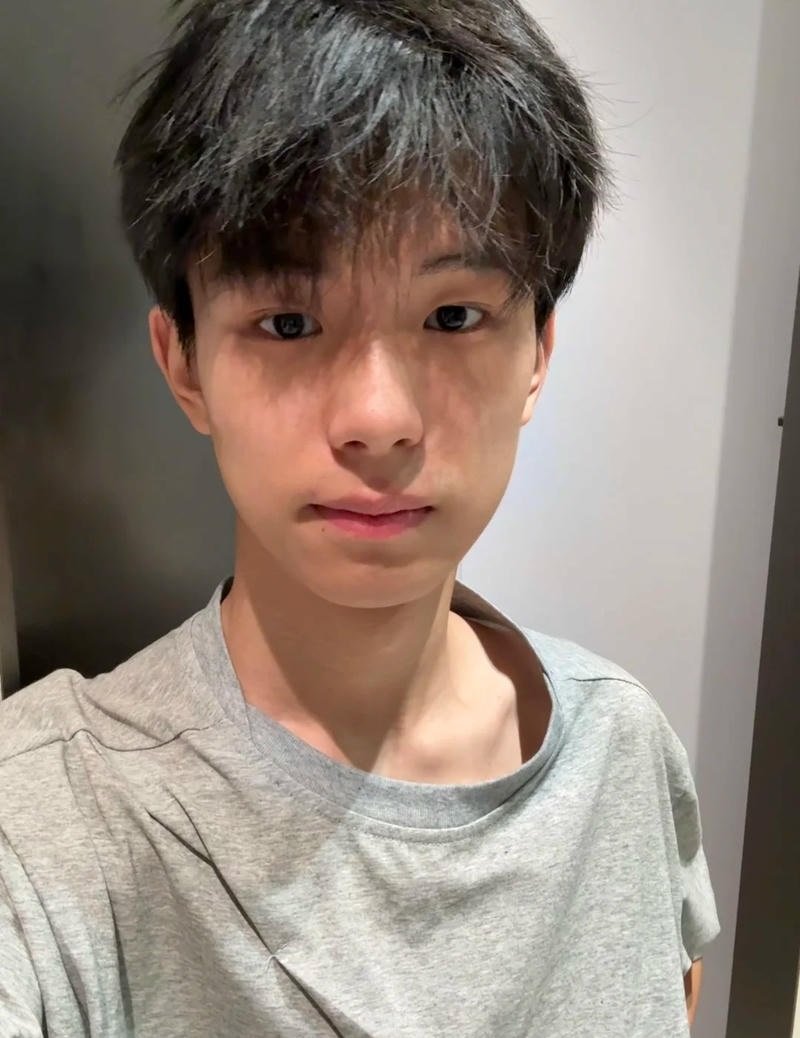 ảnh trai lớp 9 đời thường