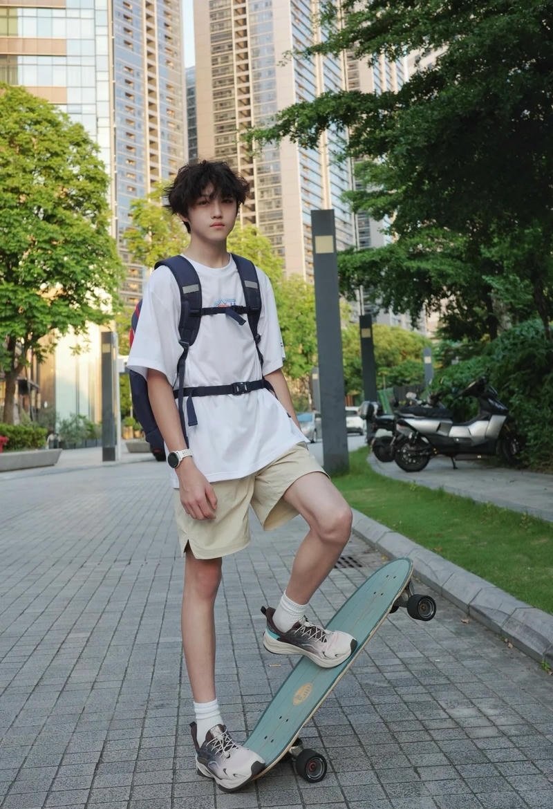 ảnh trai lớp 9 năng động