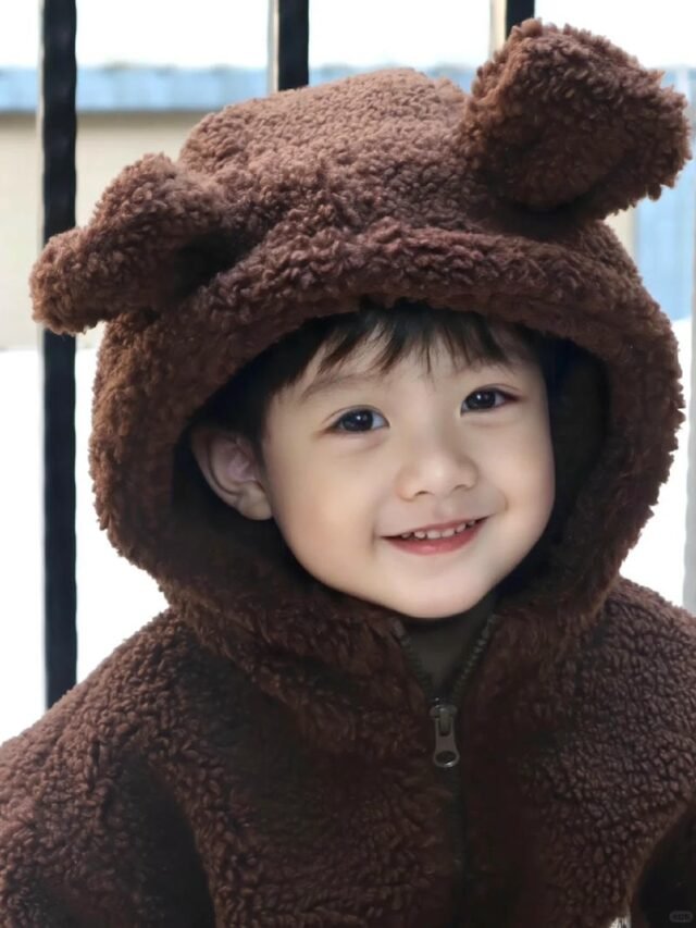 Sưu tầm 376+ ảnh bé trai kháu khỉnh đáng yêu, nhí nhảnh