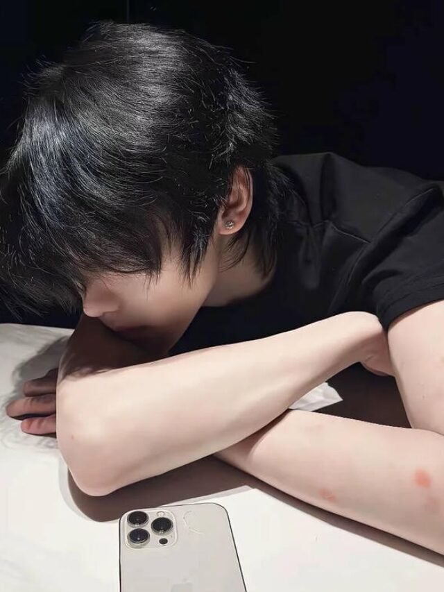 Trọn bộ 340+ ảnh con trai buồn cô đơn, tâm trạng cực suy tư