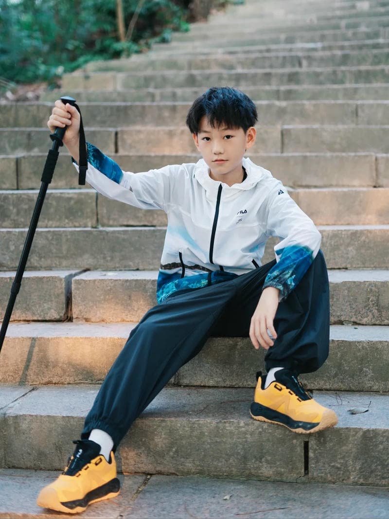 hinh anh trai dep 10 tuoi ngoai troi