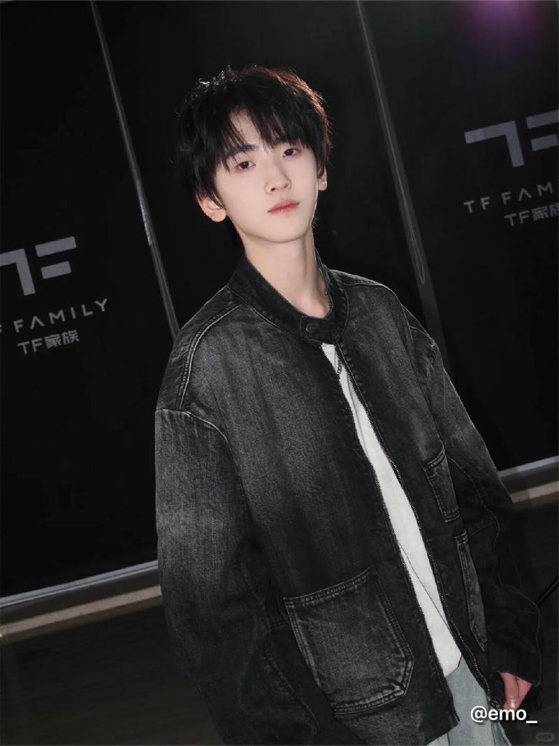 hình ảnh trai đẹp 13 tuổi chân dung