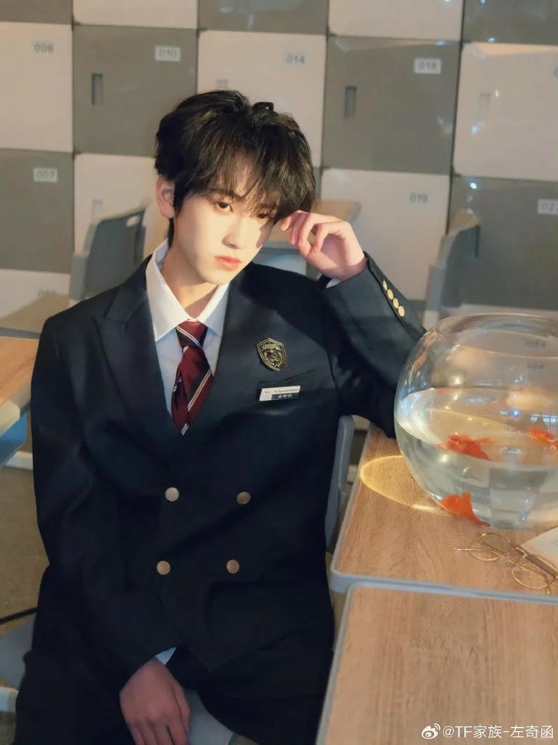 hình ảnh trai đẹp 13 tuổi ngầu