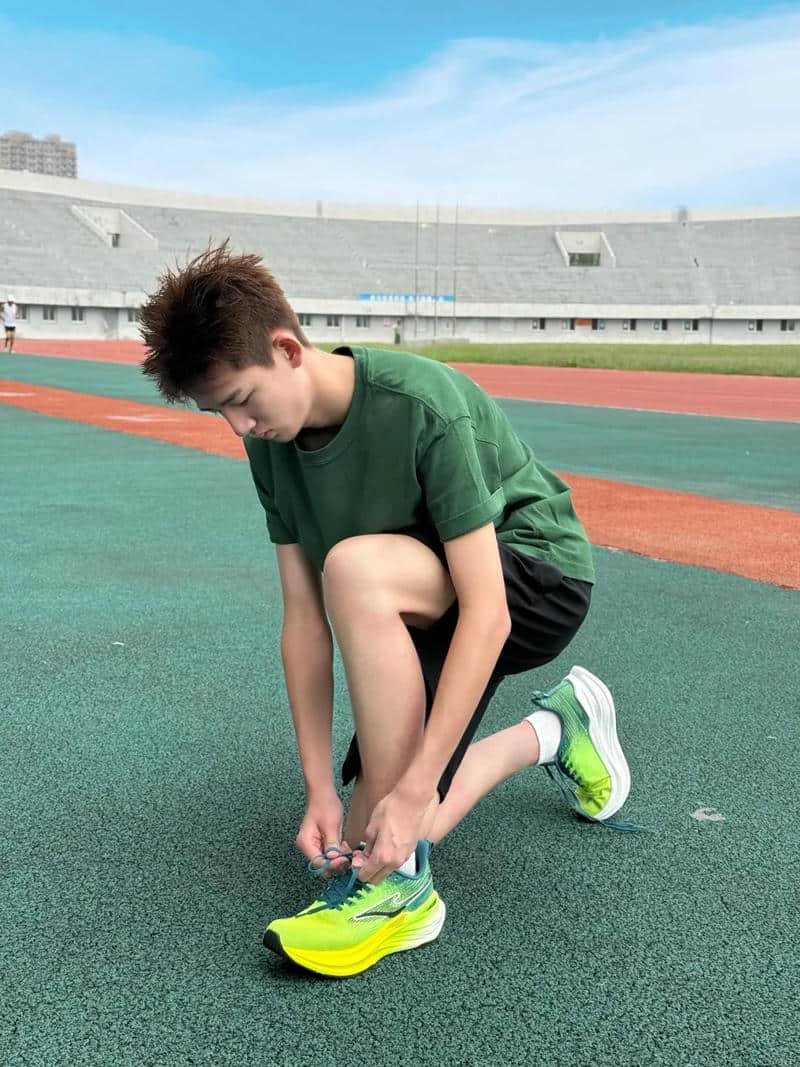 hinh anh trai dep 13 tuoi ngoai troi