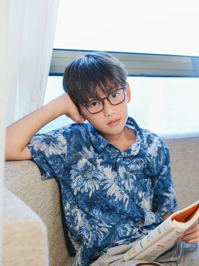 hinh trai dep 10 tuoi dang yeu