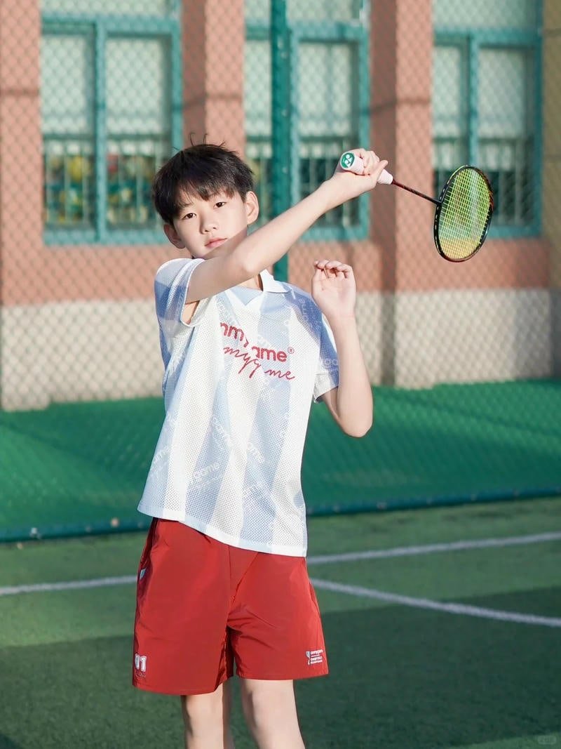 hinh trai dep 10 tuoi vui ve