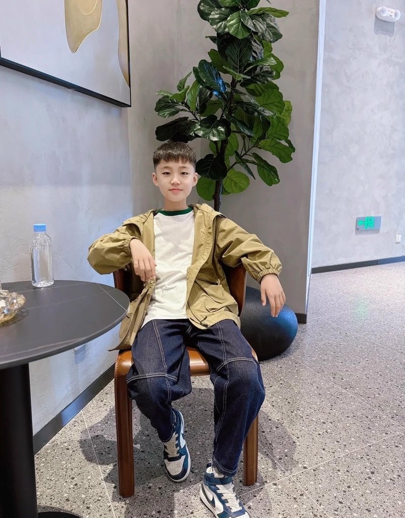 trai đẹp 10 tuổi học sinh