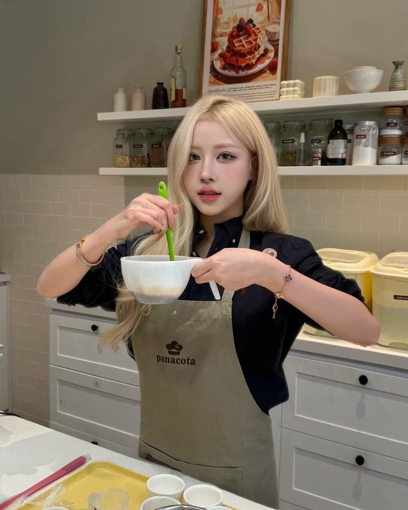 Album ảnh ảnh gái xinh mặc váy lưới mới