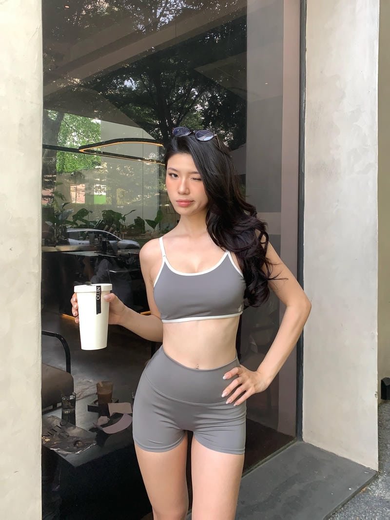 Bộ ảnh gái xinh tập gym cuốn hút