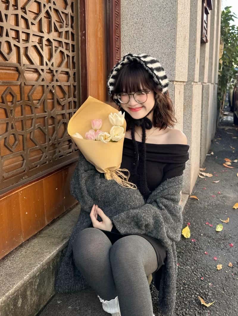 Khám phá ảnh gái xinh đeo kính mới nhất