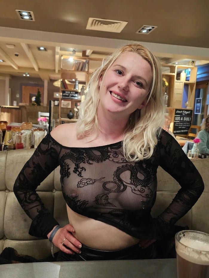 ảnh gái thả rông đẹp 4k