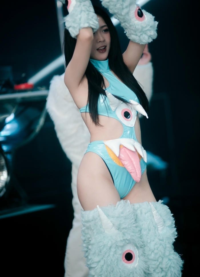 ảnh gái xinh đi bar 4k