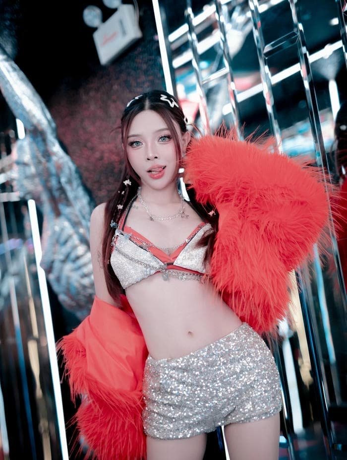 ảnh gái xinh đi bar đẹp 4k