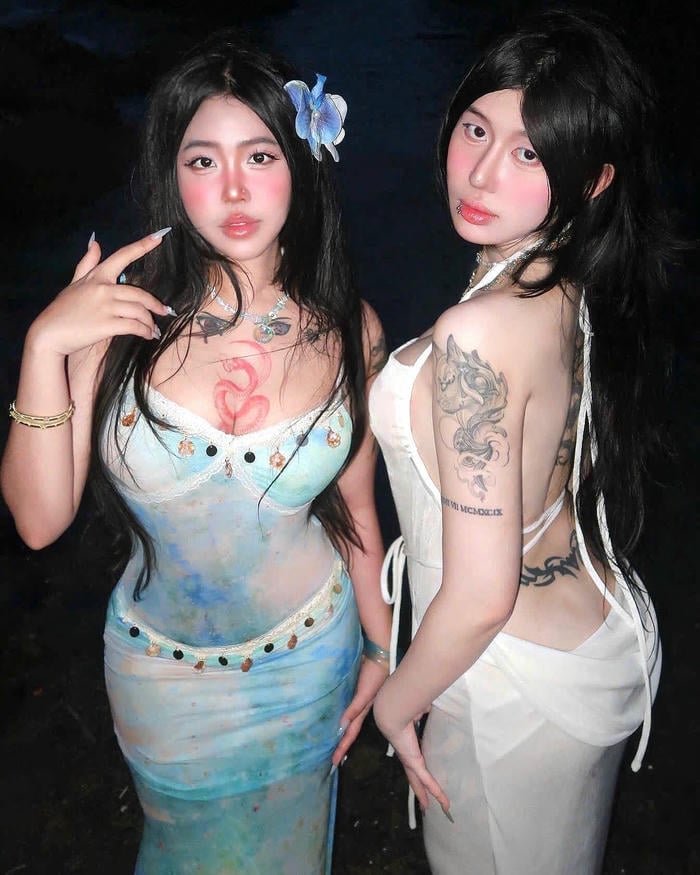 ảnh gái xinh khoe mông siêu nét 4k