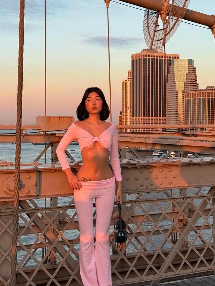 ảnh gái xinh mặc đồ bó sát 4k siêu nét