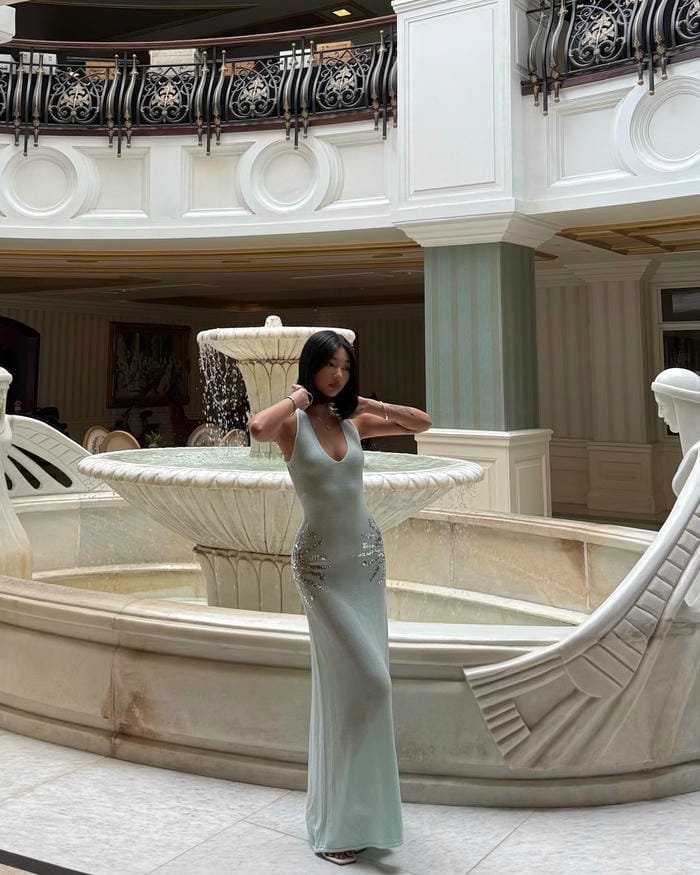 ảnh gái xinh mặc đồ bó sát siêu nét 4k