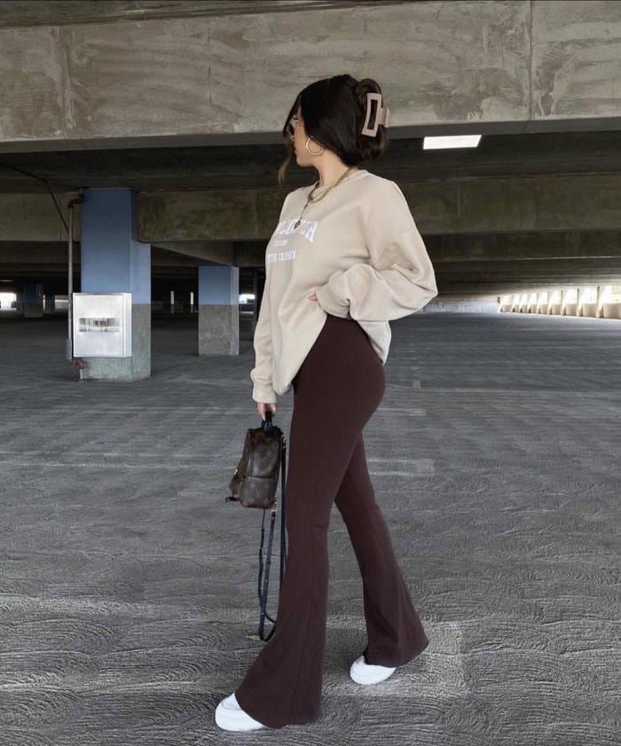 ảnh gái xinh mặc quần legging đẹp nhất nét