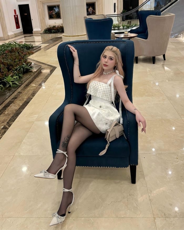 ảnh hot girl mặc quần tất gợi cảm hd